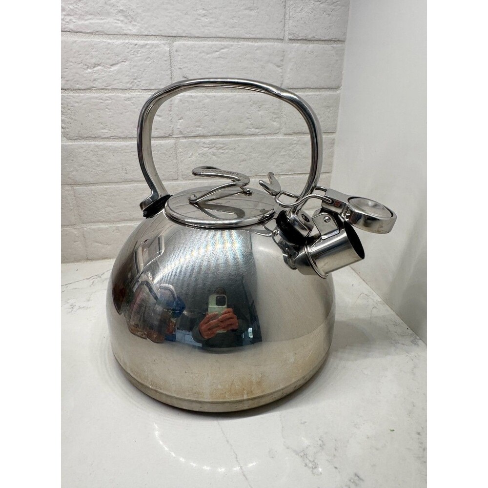 Circulon Style Whistling Tea Kettle 2.3-qt. Stainless Steel  Flip Up Spout - Picture 12 of 14